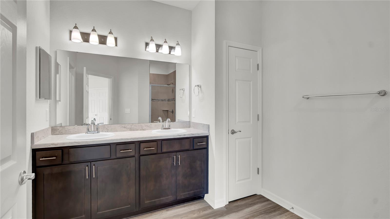 1140 MOUNTAIN FLOWER LN, DAVENPORT, FL, 33837