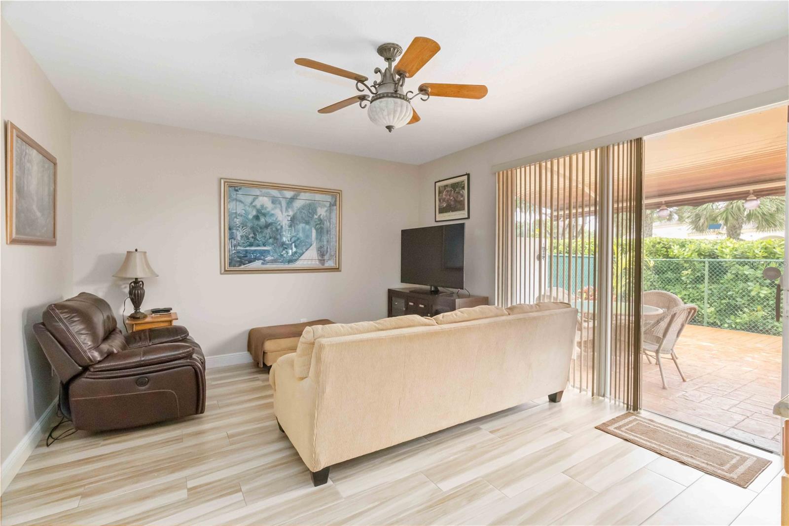 15119 NW 8TH ST, PEMBROKE PINES, FL, 33028