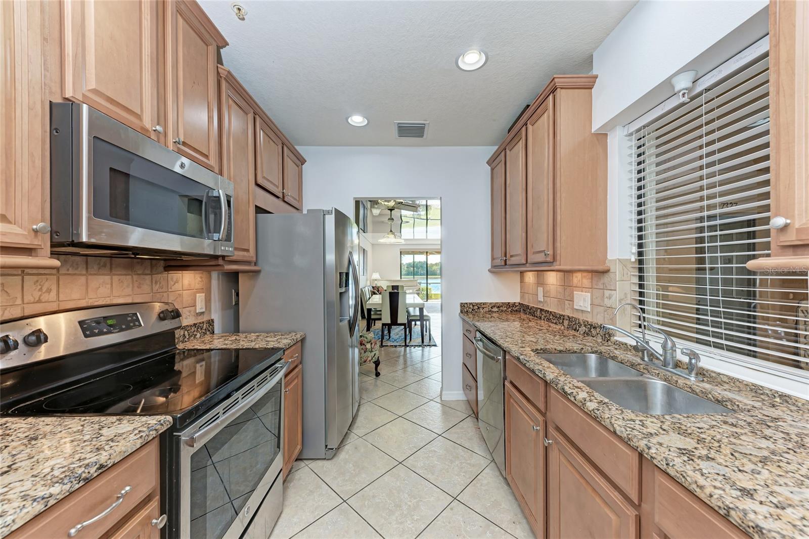 7325 SKYBIRD RD #7325, BRADENTON, FL, 34209
