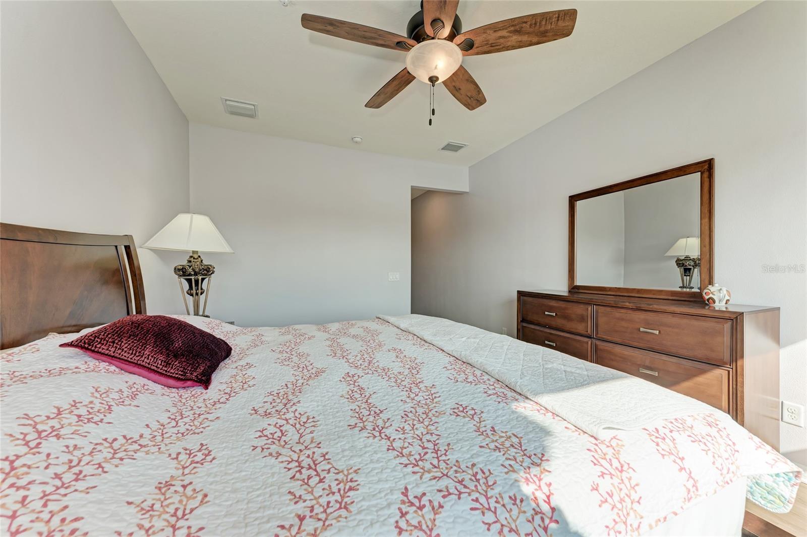 7325 SKYBIRD RD #7325, BRADENTON, FL, 34209