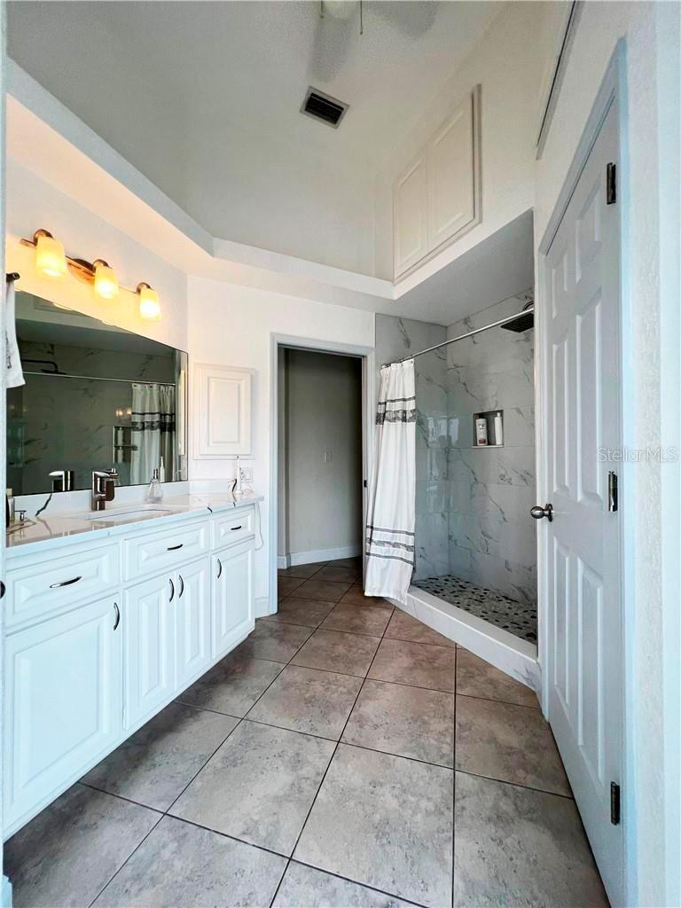 18652 OHARA DR, PORT CHARLOTTE, FL, 33948