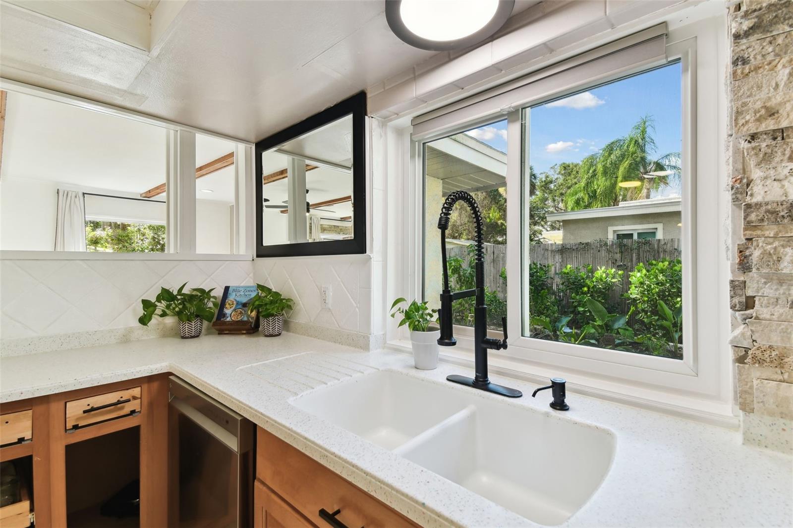 356 GRAND CENTRAL AVE, SAFETY HARBOR, FL, 34695
