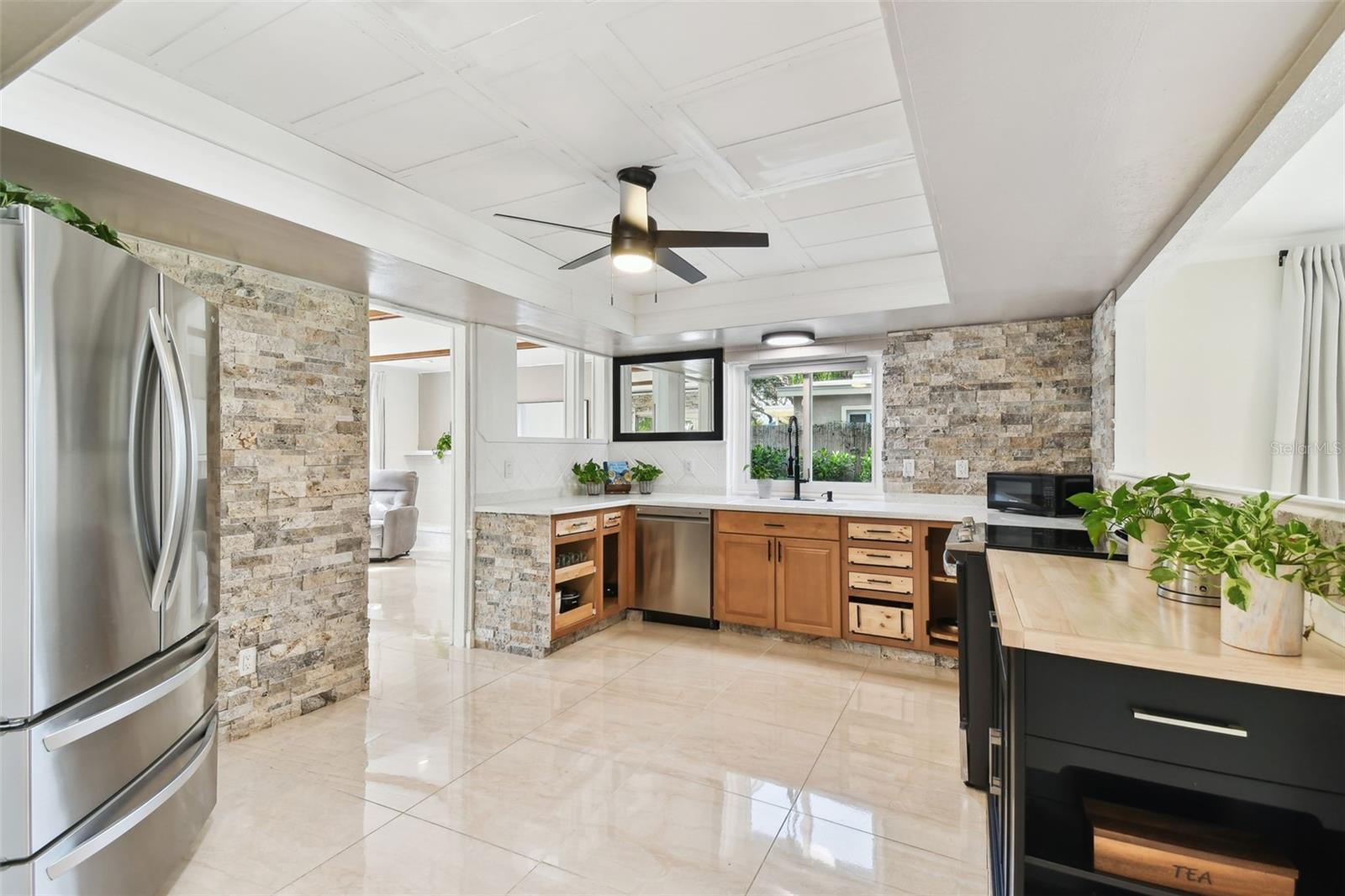 356 GRAND CENTRAL AVE, SAFETY HARBOR, FL, 34695