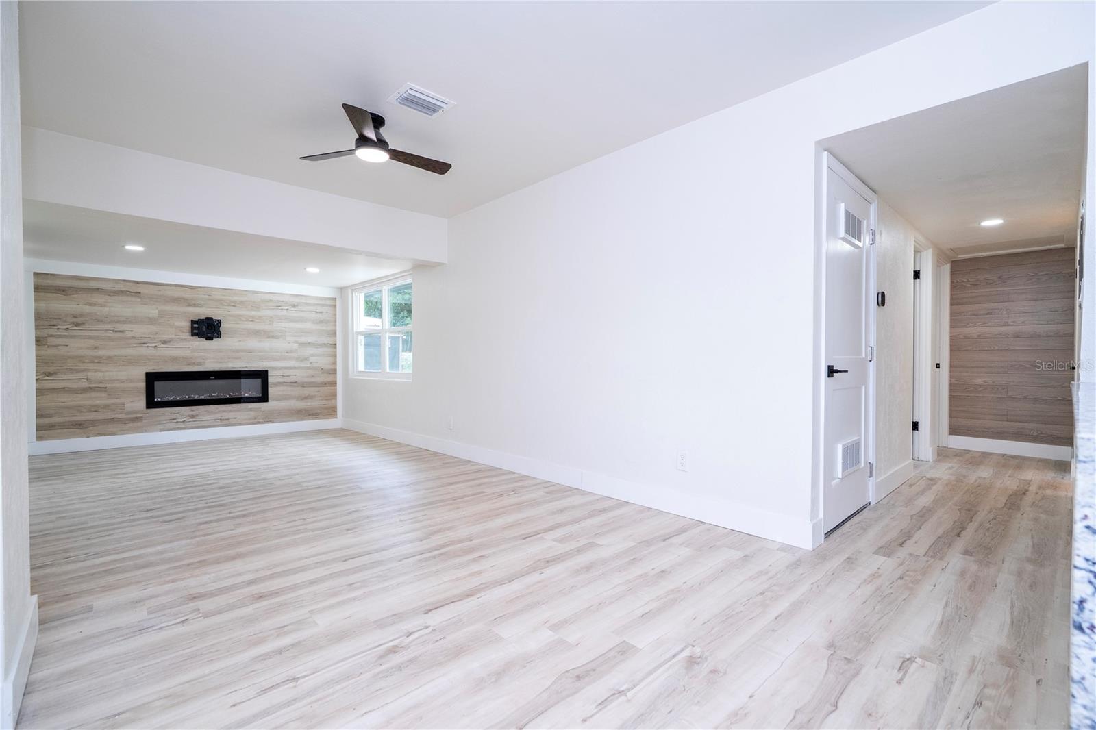 2002 GEIGEL AVE, ORLANDO, FL, 32806