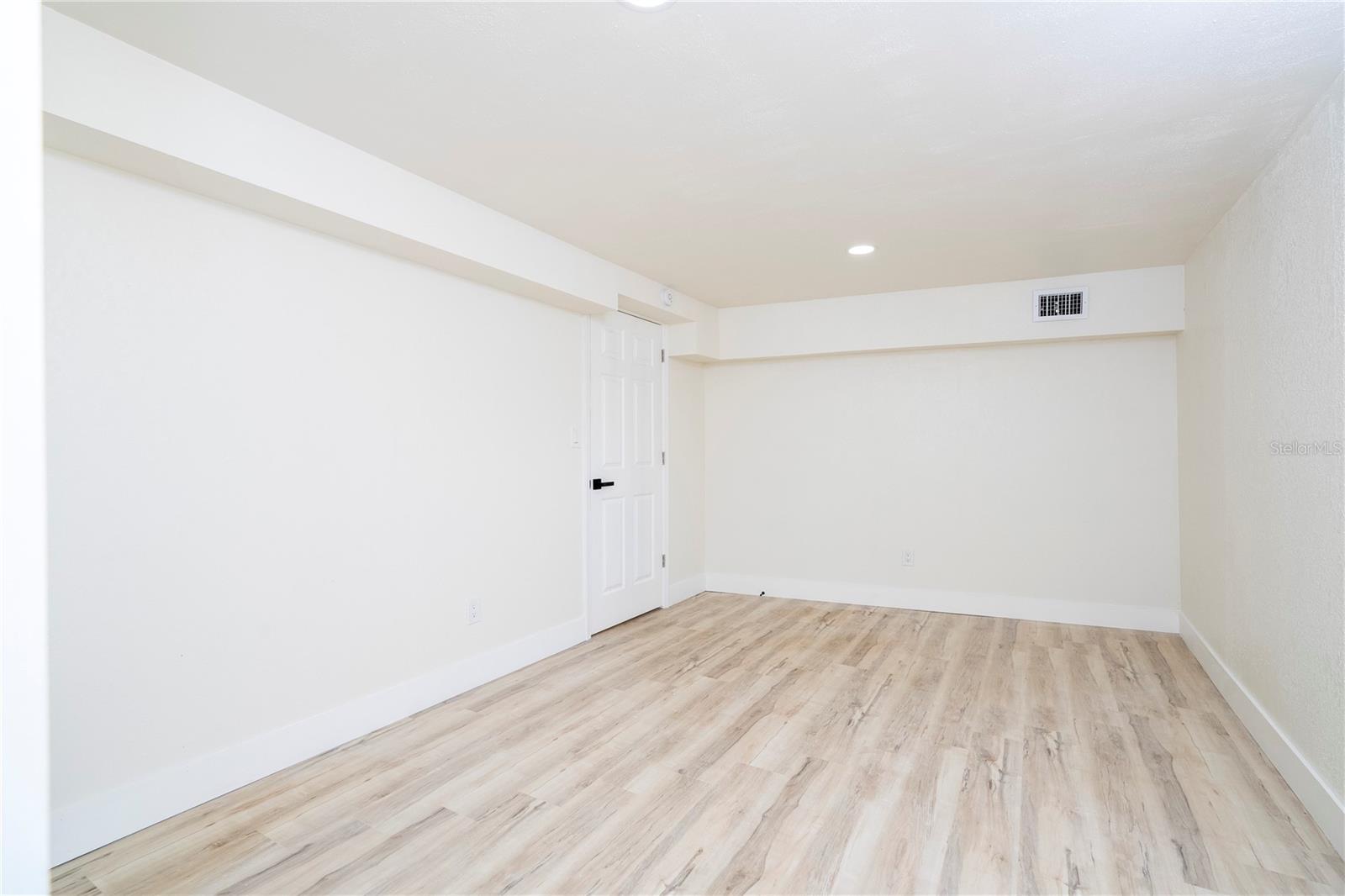 2002 GEIGEL AVE, ORLANDO, FL, 32806