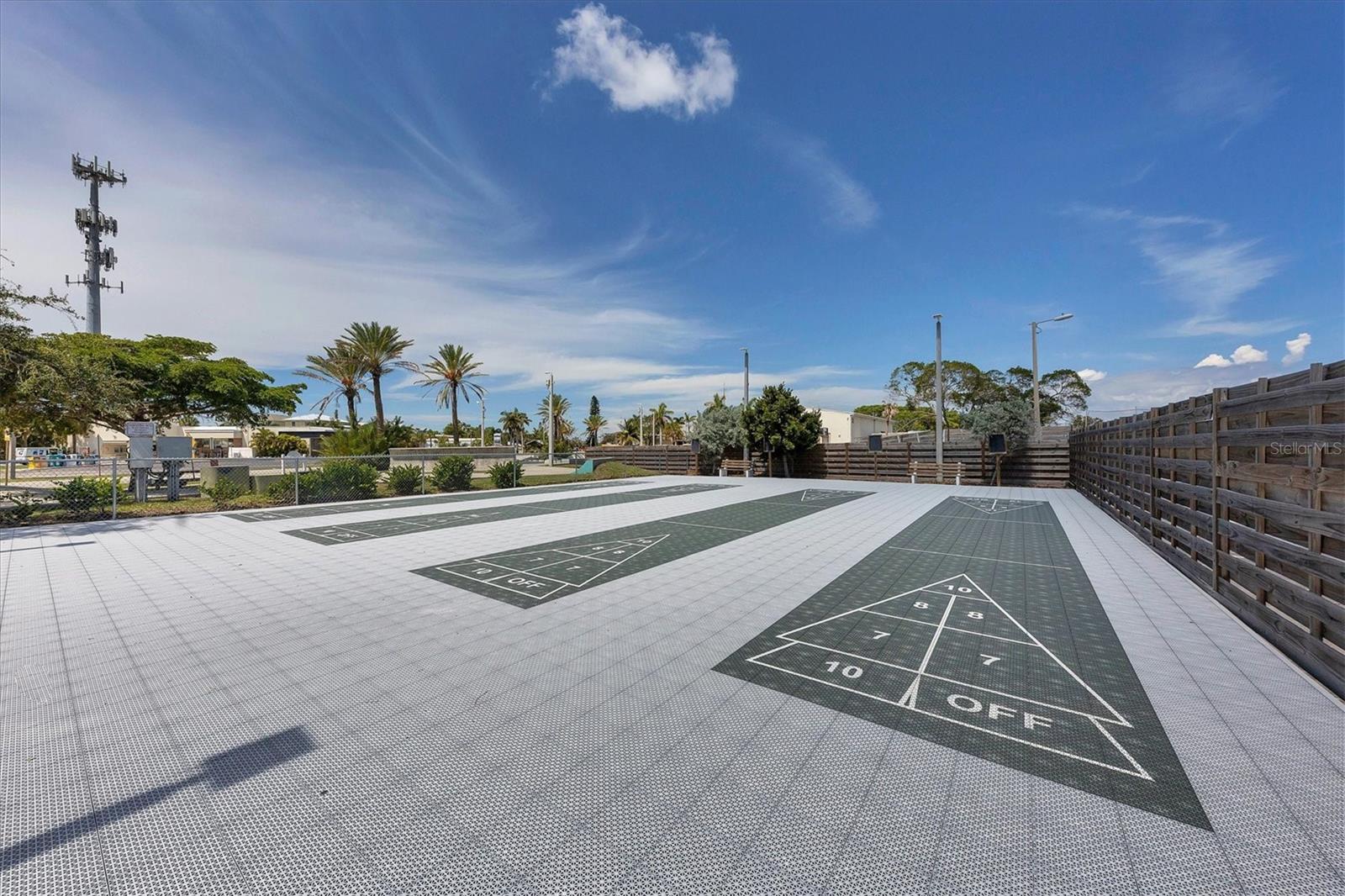 210 WILLOW AVE, ANNA MARIA, FL, 34216
