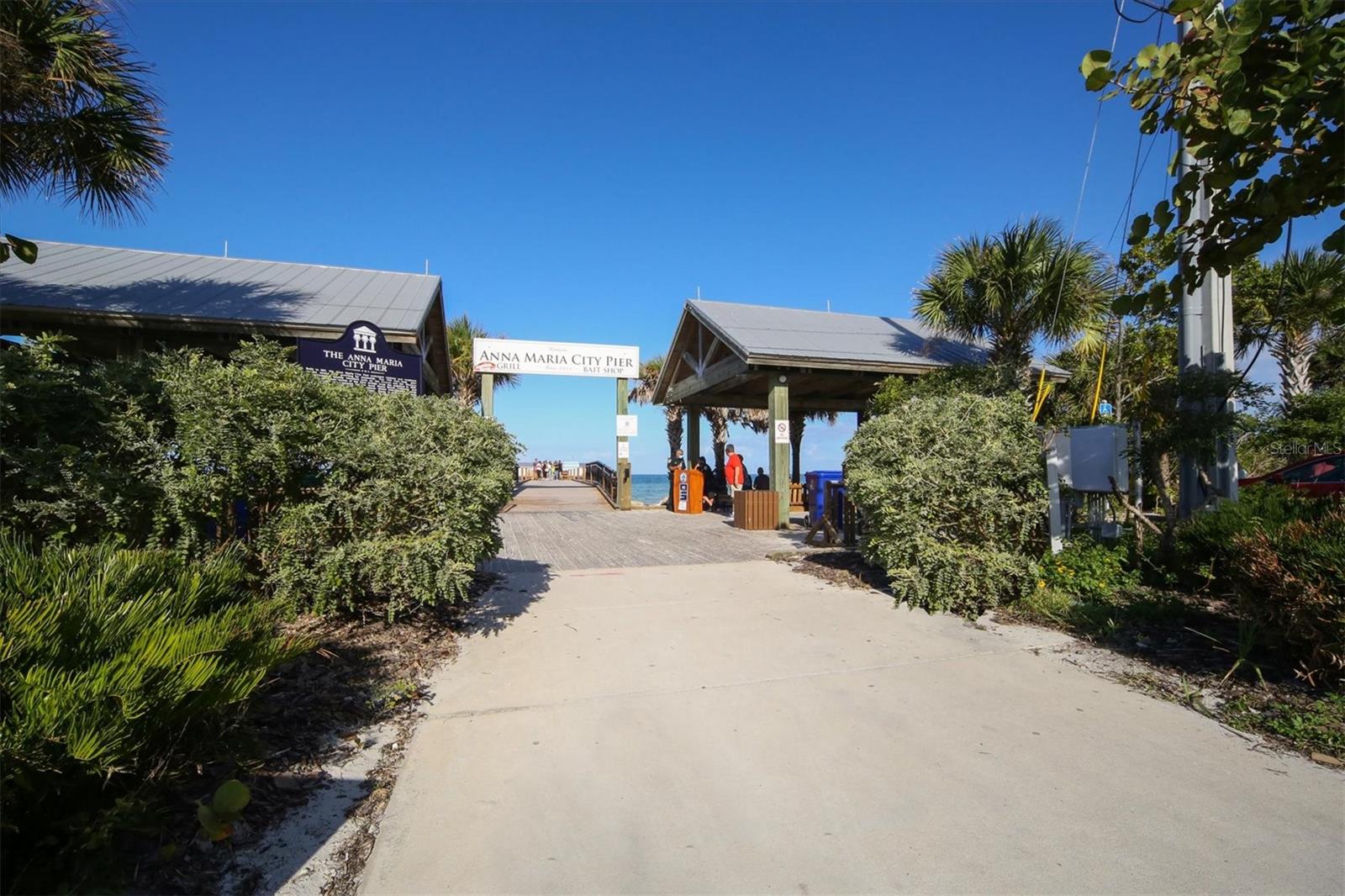 210 WILLOW AVE, ANNA MARIA, FL, 34216