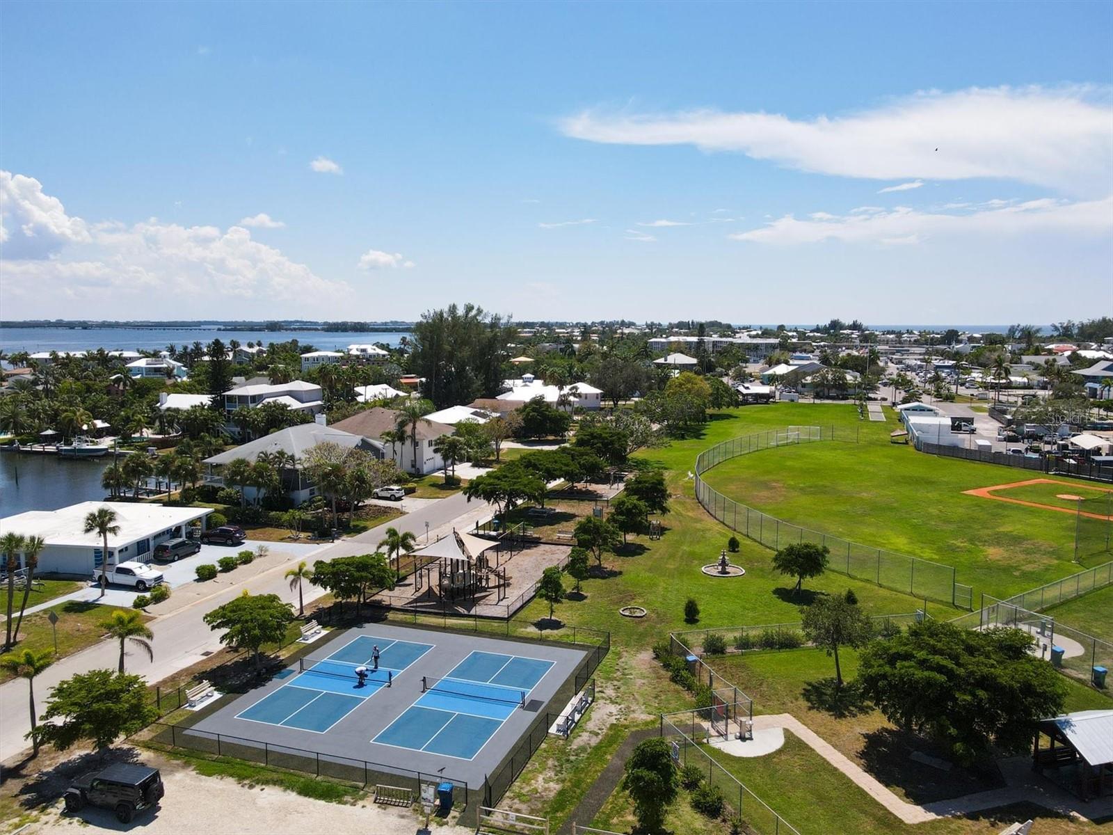 210 WILLOW AVE, ANNA MARIA, FL, 34216