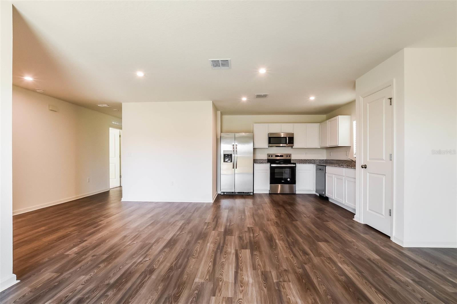 1971 IOWA DR, SUMTERVILLE, FL, 33585
