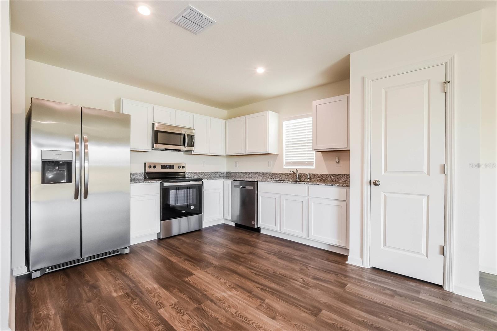 1971 IOWA DR, SUMTERVILLE, FL, 33585