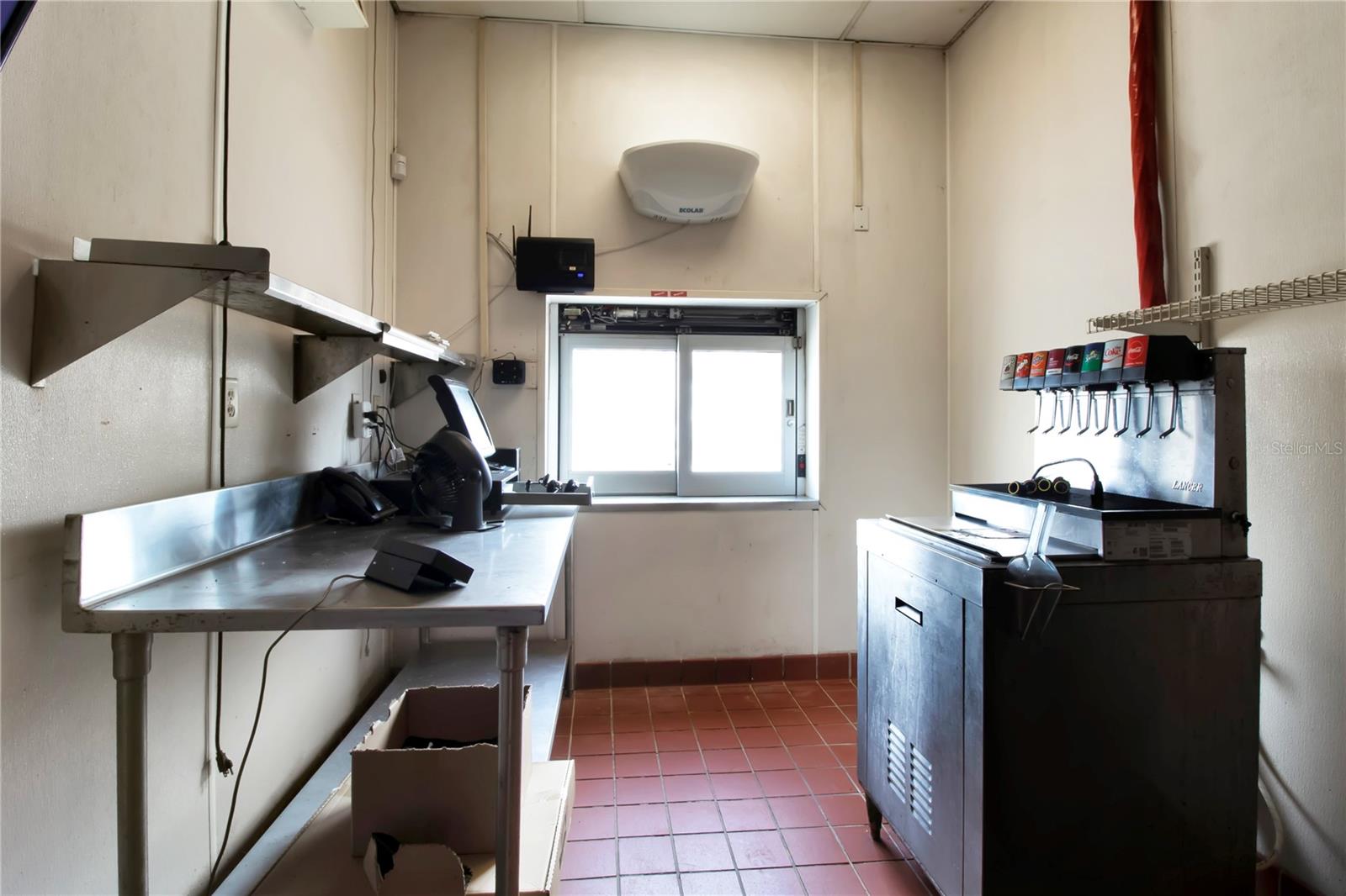 1152 TAMIAMI TRL, PORT CHARLOTTE, FL, 33953