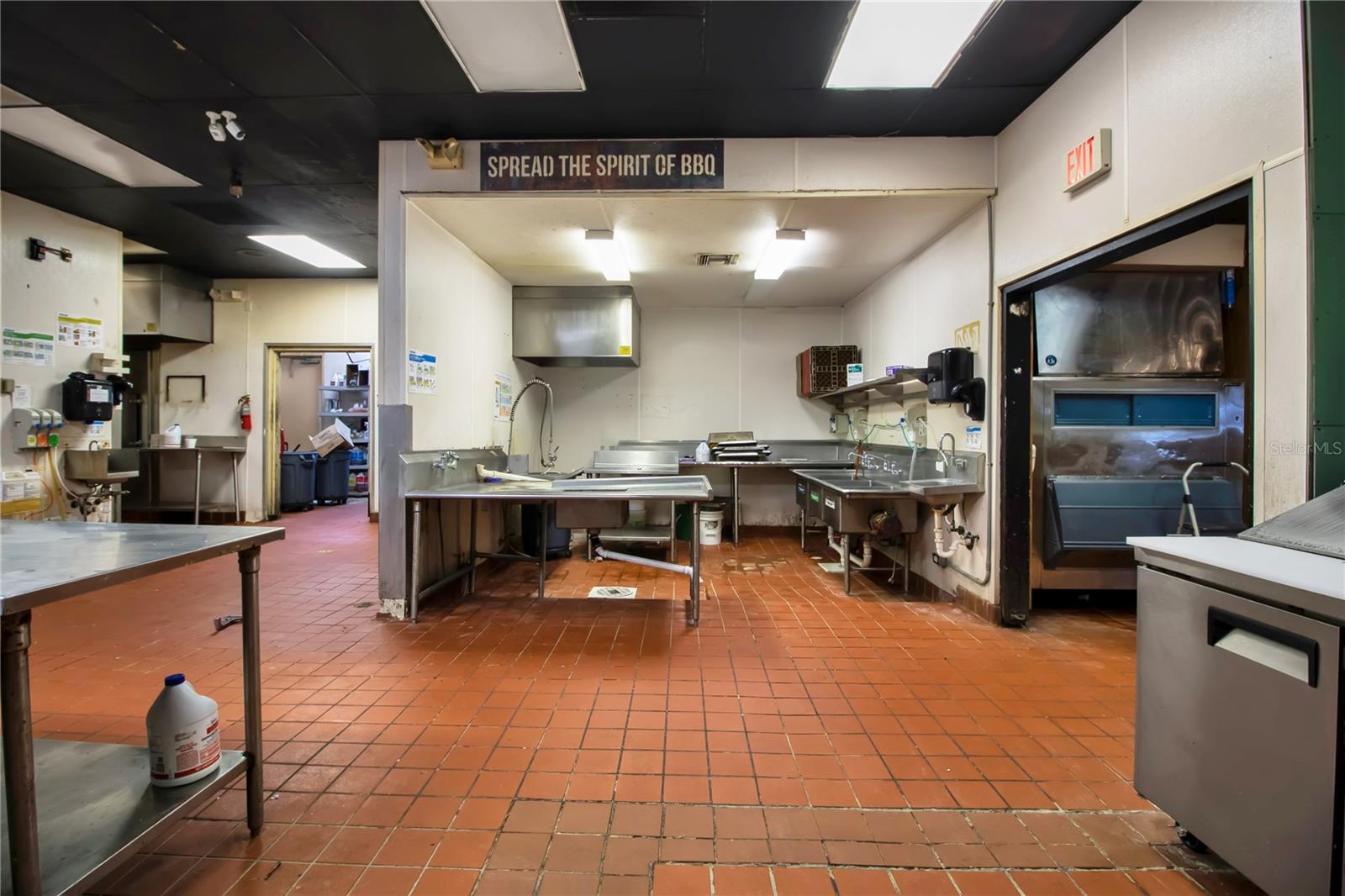 1152 TAMIAMI TRL, PORT CHARLOTTE, FL, 33953