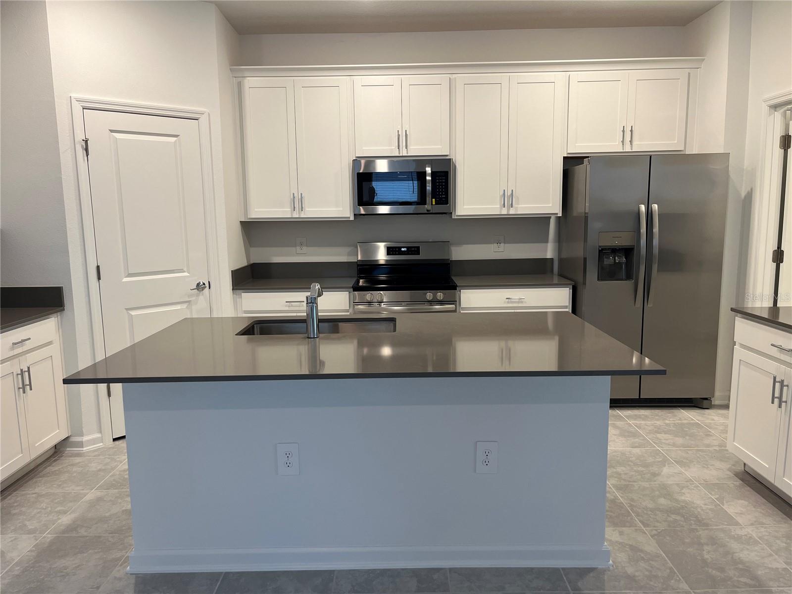3126 ARMSTRONG AVE, CLERMONT, FL, 34714