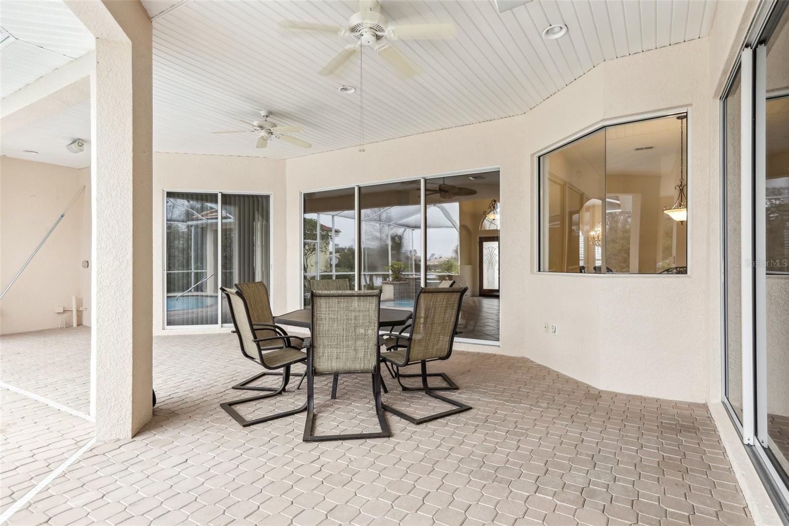 10553 BERMUDA ISLE DR, TAMPA, FL, 33647