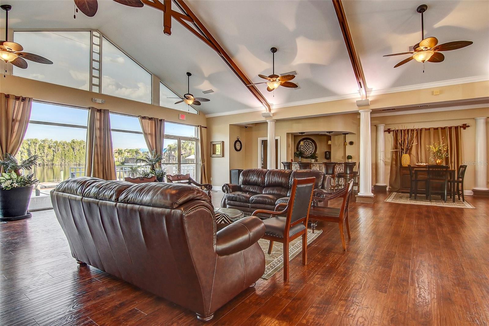 10553 BERMUDA ISLE DR, TAMPA, FL, 33647