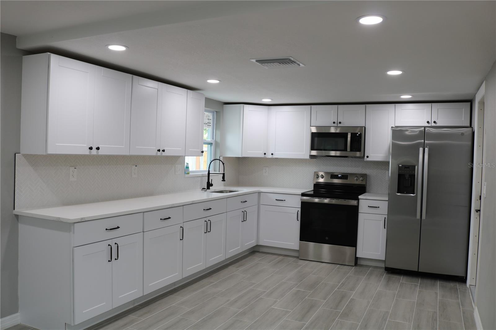 8703 ROBILINA RD, PORT RICHEY, FL, 34668