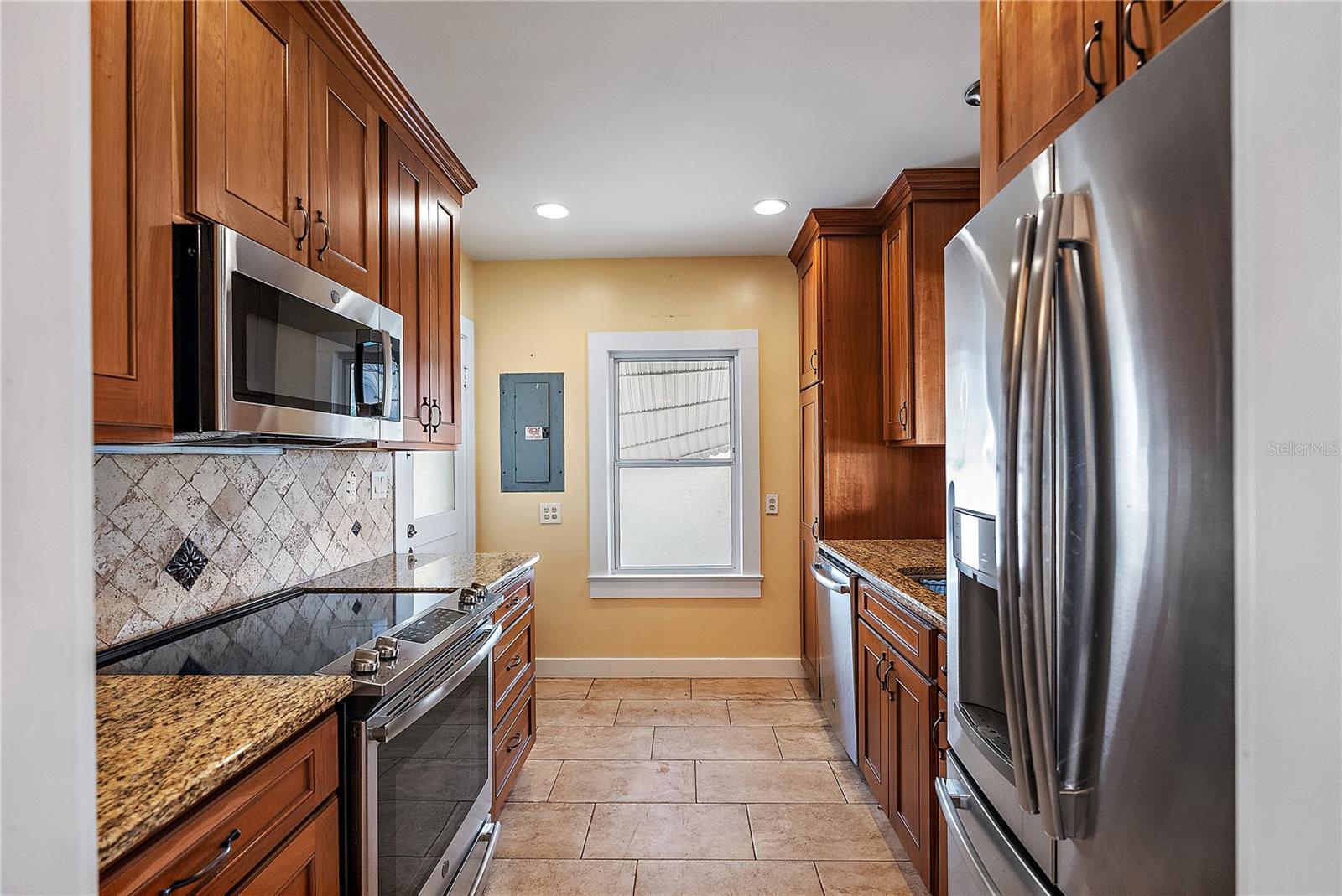 17 VENETIAN CT, TARPON SPRINGS, FL, 34689