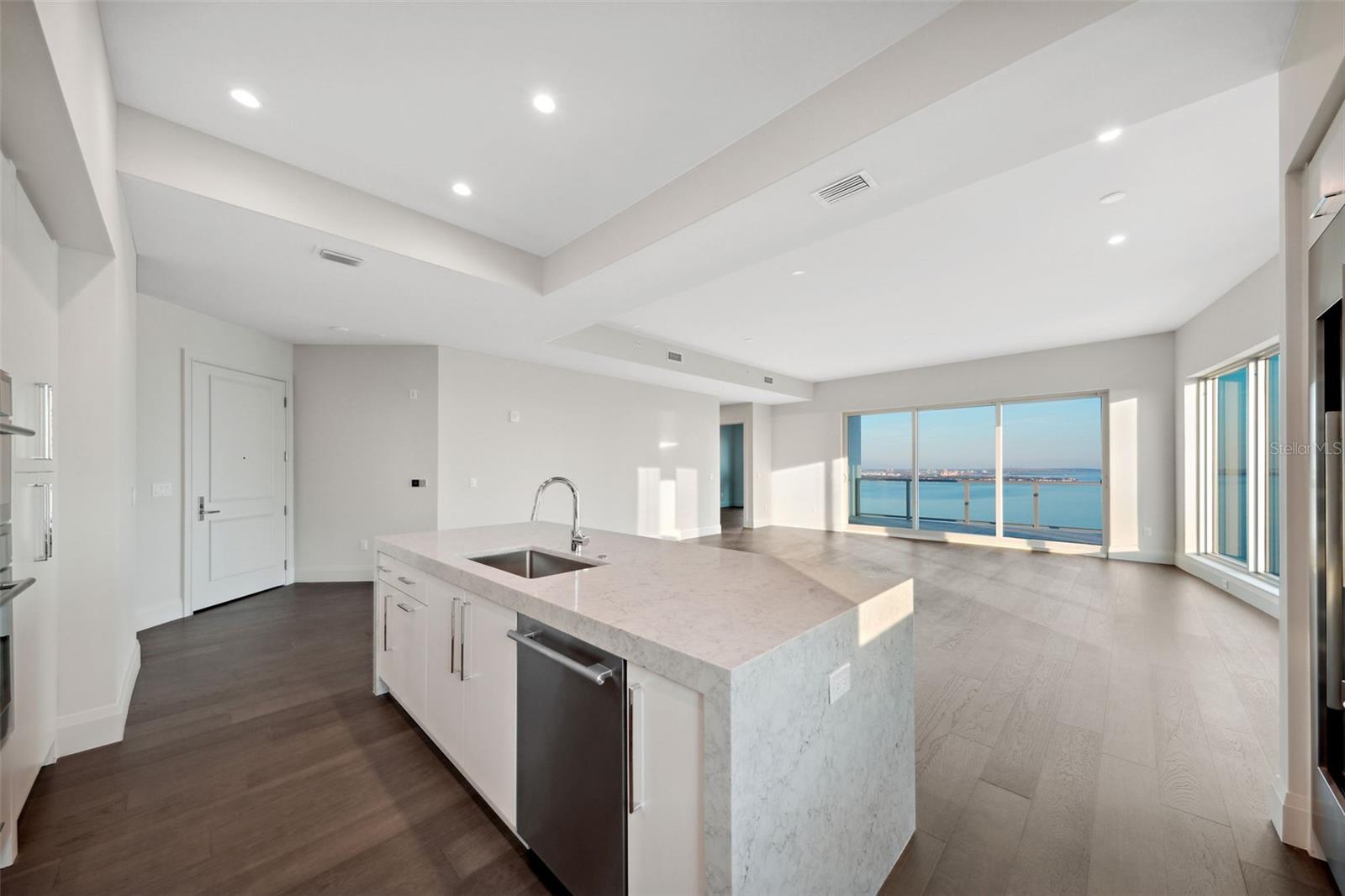 2910 W BARCELONA ST #PH-2303, TAMPA, FL, 33629