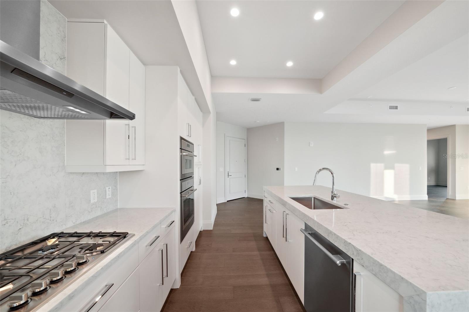 2910 W BARCELONA ST #PH-2303, TAMPA, FL, 33629