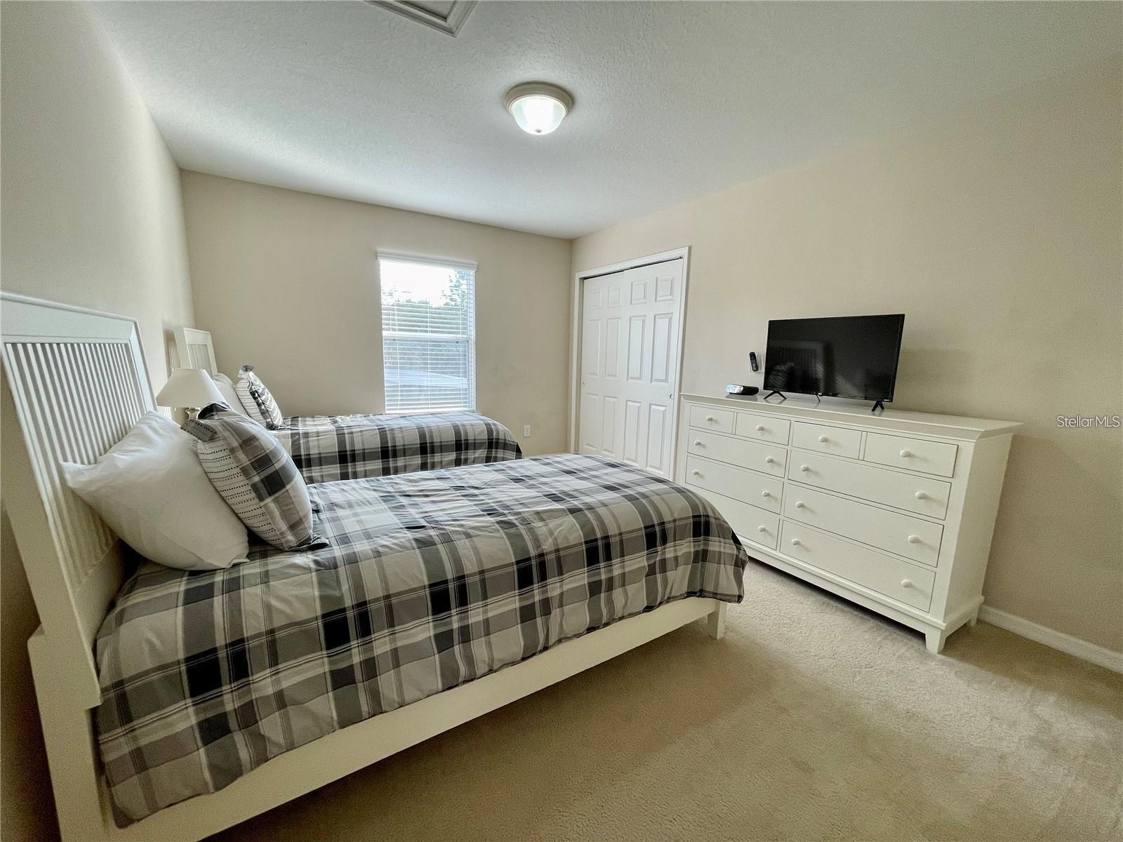2185 VICTORIA DR, DAVENPORT, FL, 33837