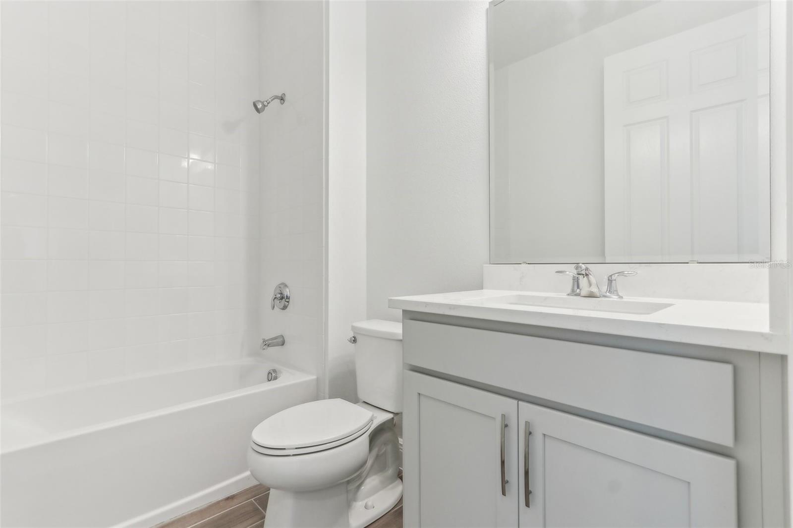 5000 NORTHERN DOVE AVE, MOUNT DORA, FL, 32757