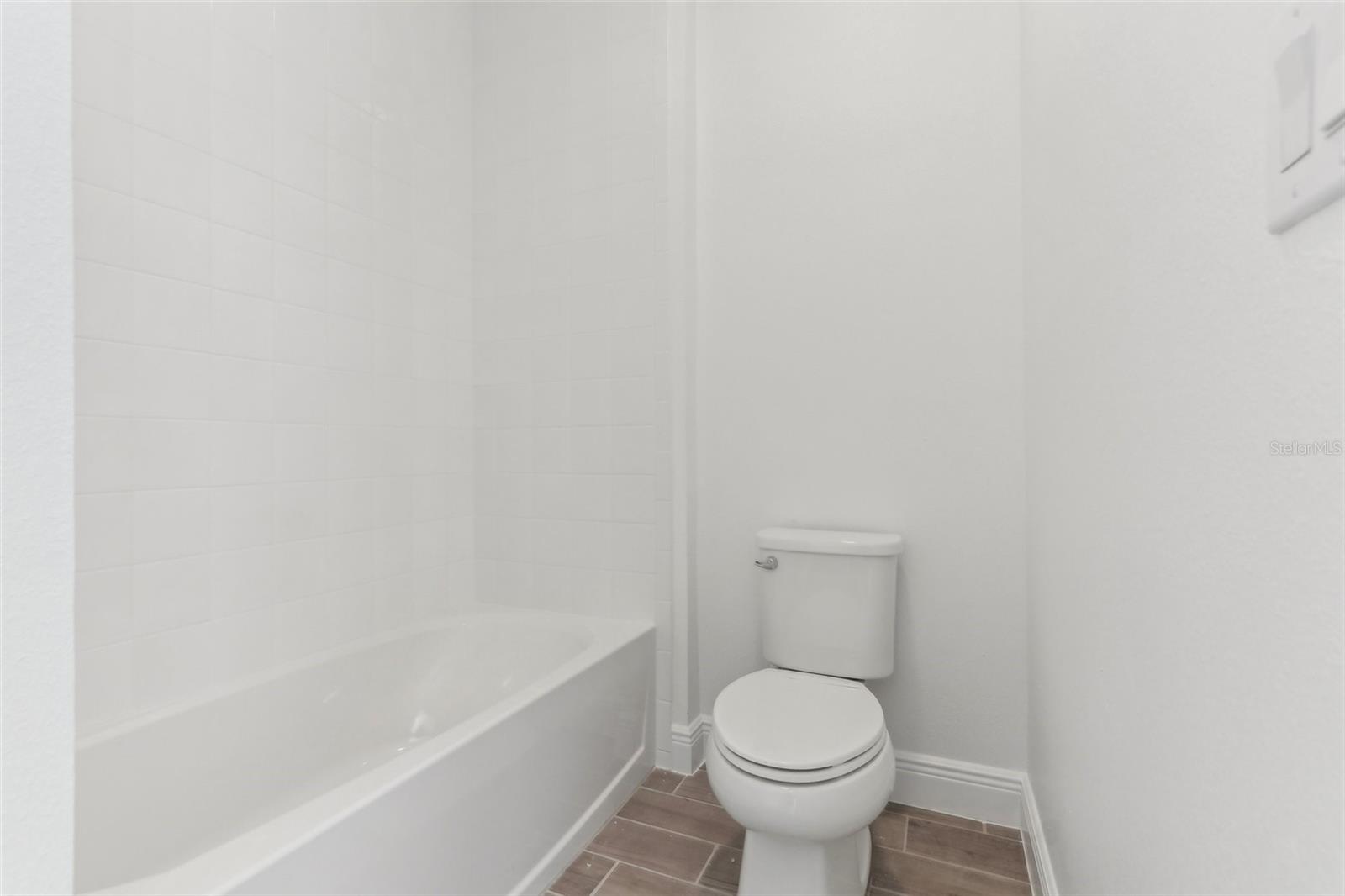 5000 NORTHERN DOVE AVE, MOUNT DORA, FL, 32757