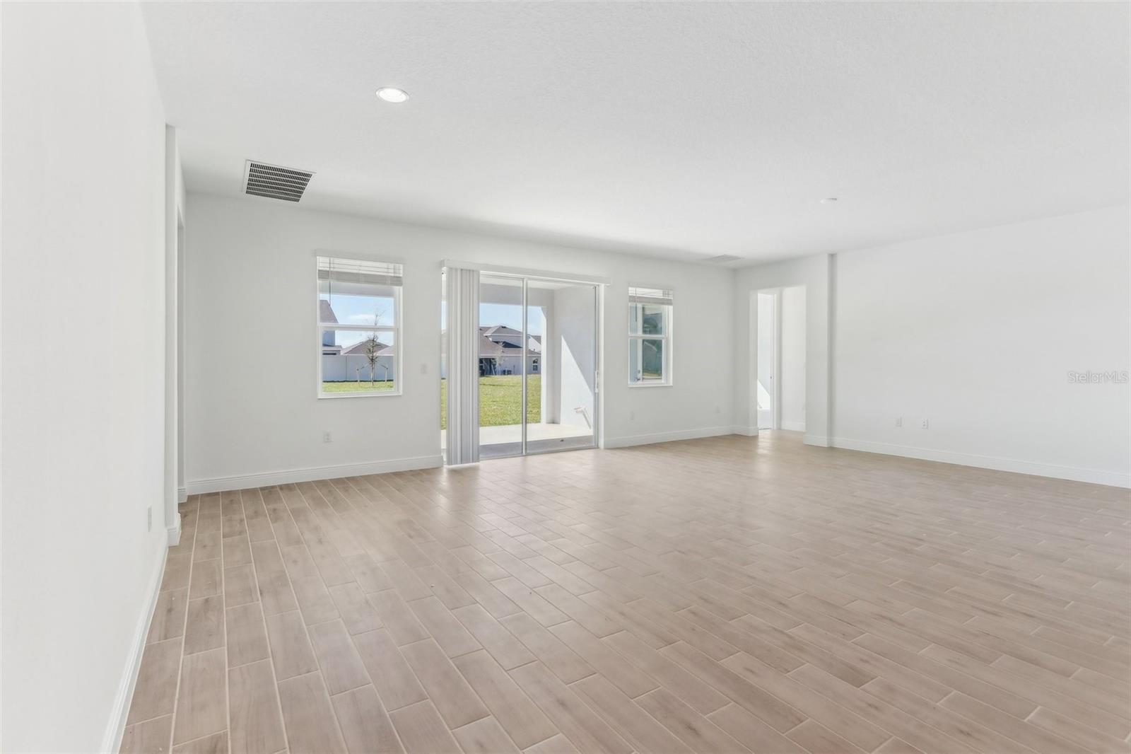 5000 NORTHERN DOVE AVE, MOUNT DORA, FL, 32757