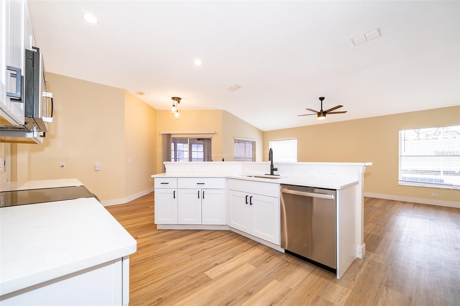 245 HERONWOOD CIR, DELTONA, FL, 32725