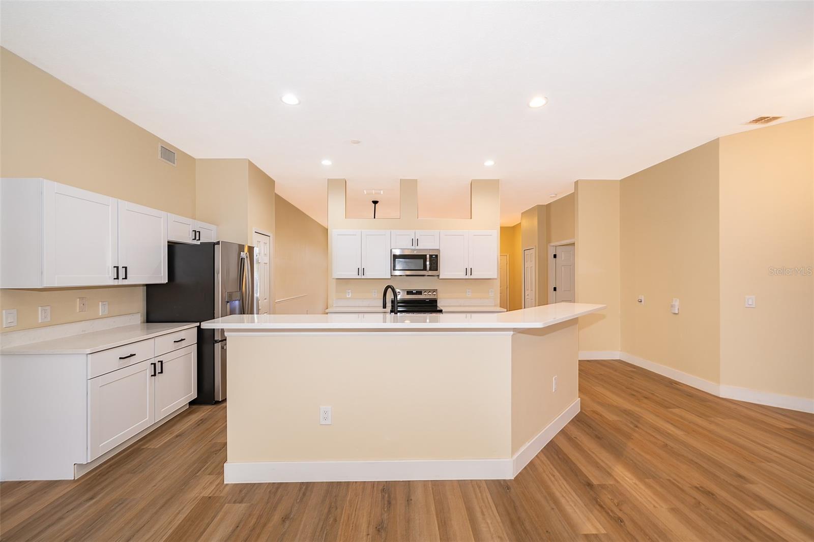 245 HERONWOOD CIR, DELTONA, FL, 32725