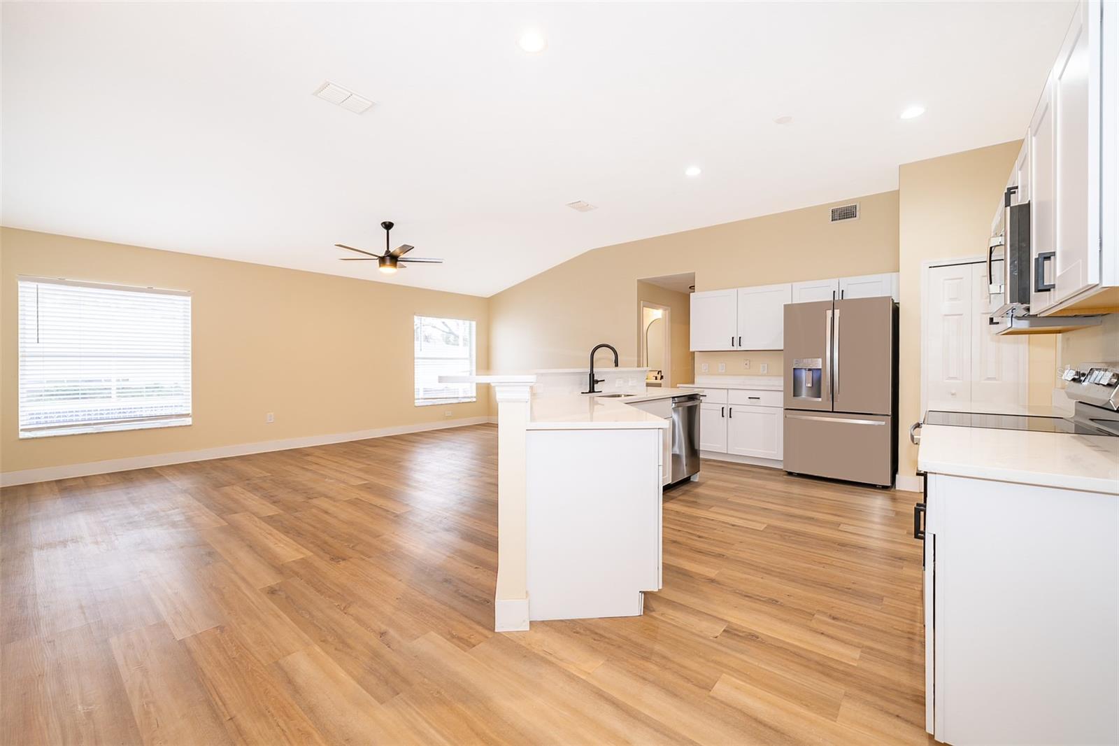 245 HERONWOOD CIR, DELTONA, FL, 32725