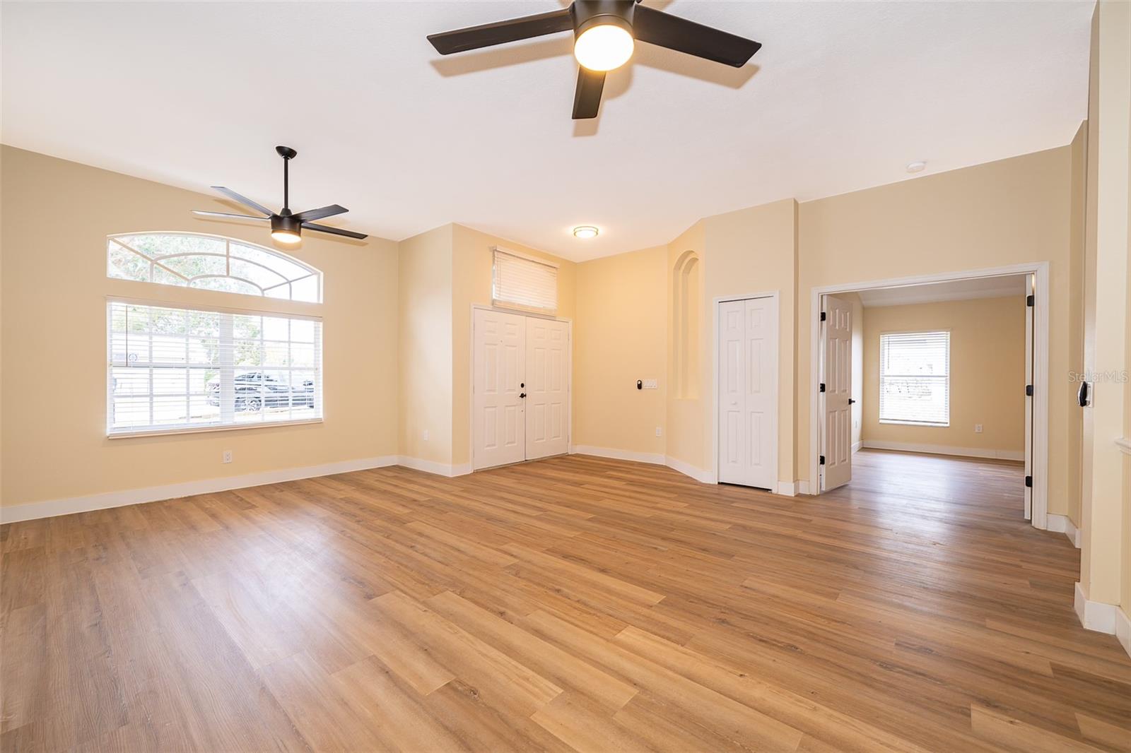 245 HERONWOOD CIR, DELTONA, FL, 32725