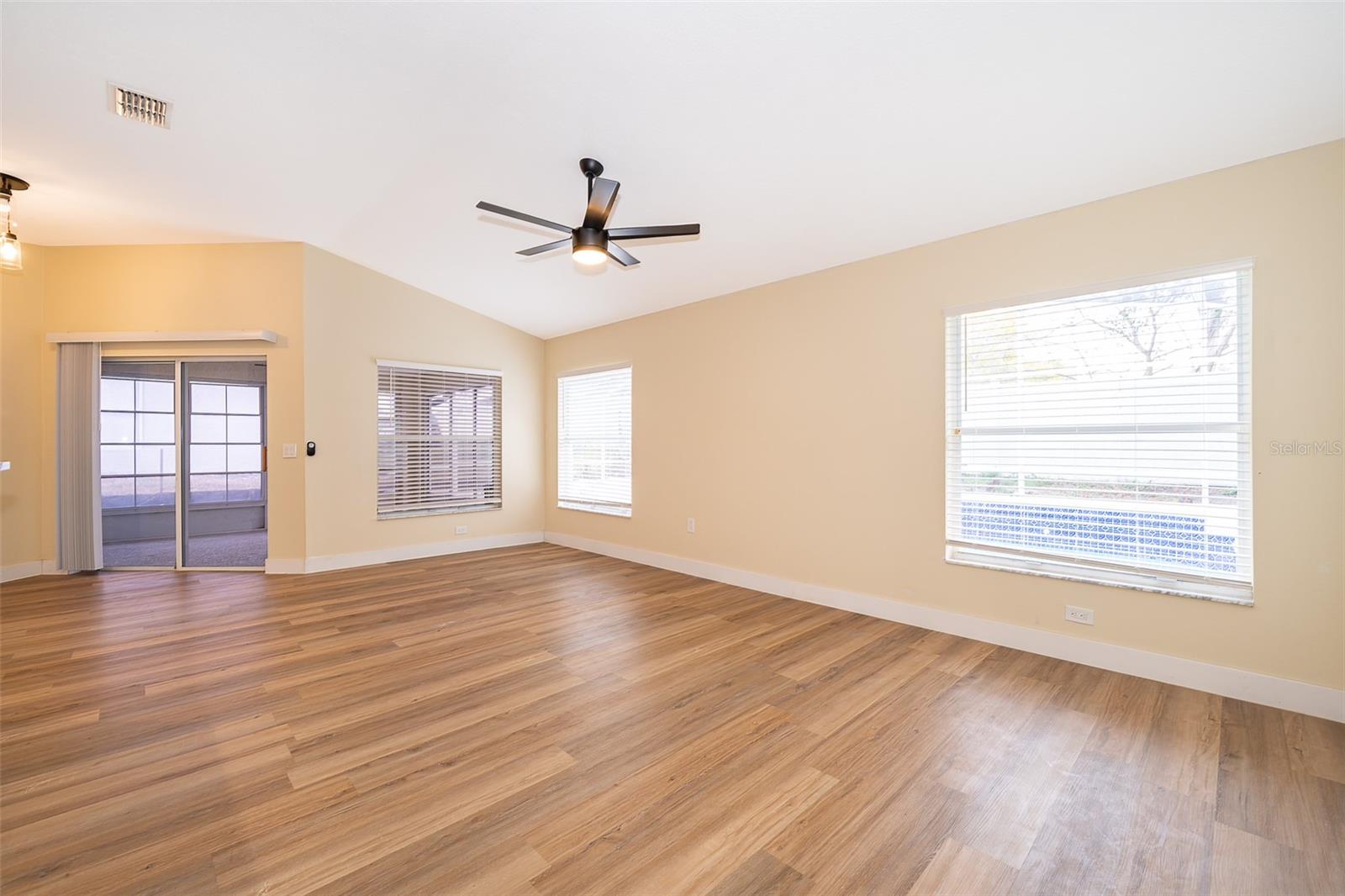 245 HERONWOOD CIR, DELTONA, FL, 32725