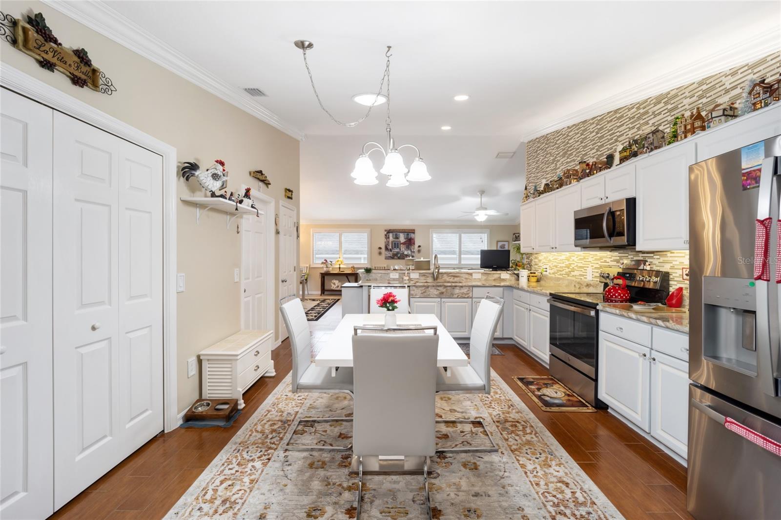 392 ARBELLA LOOP, THE VILLAGES, FL, 32162