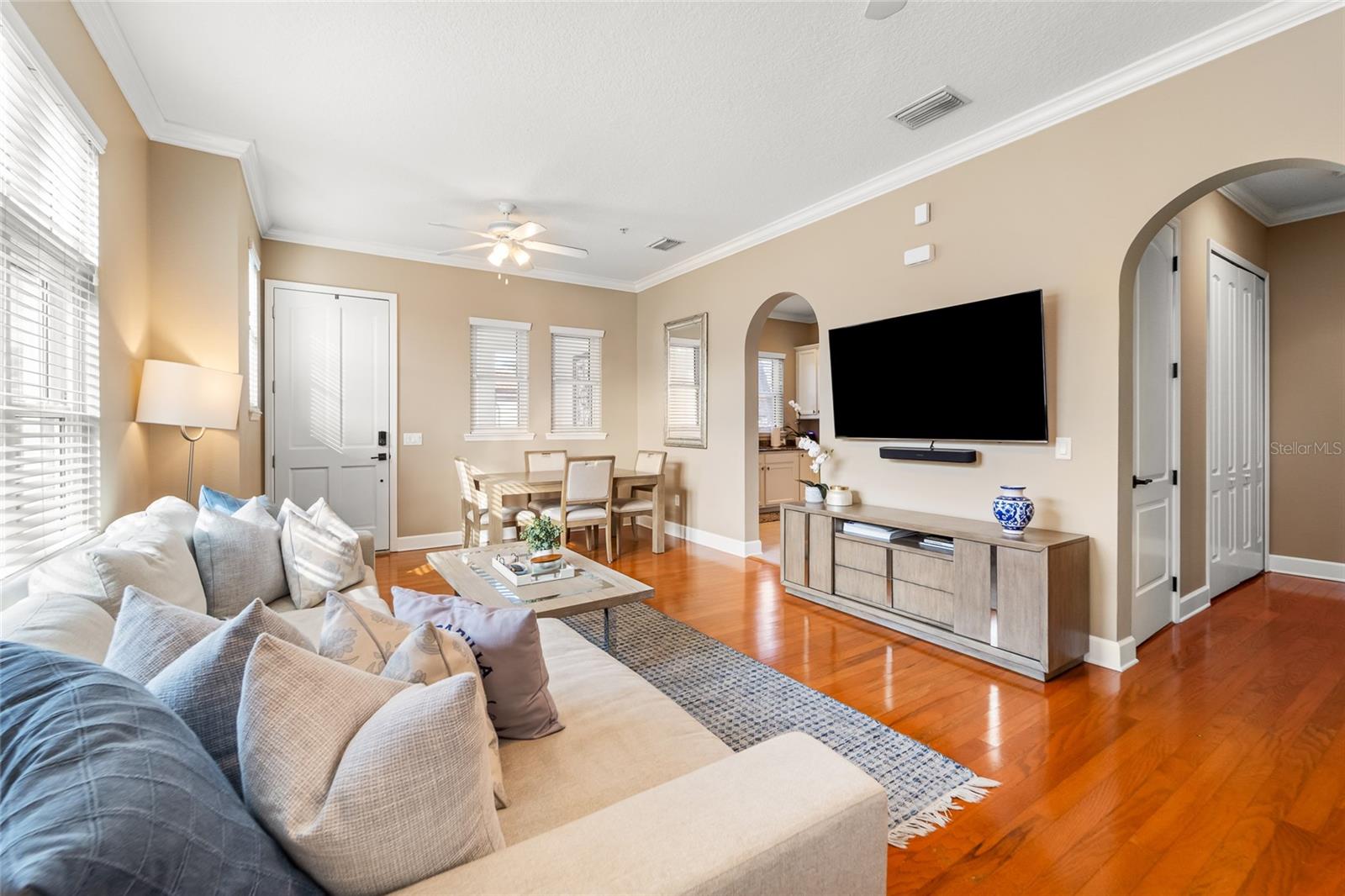 418 S ALBANY AVE, TAMPA, FL, 33606