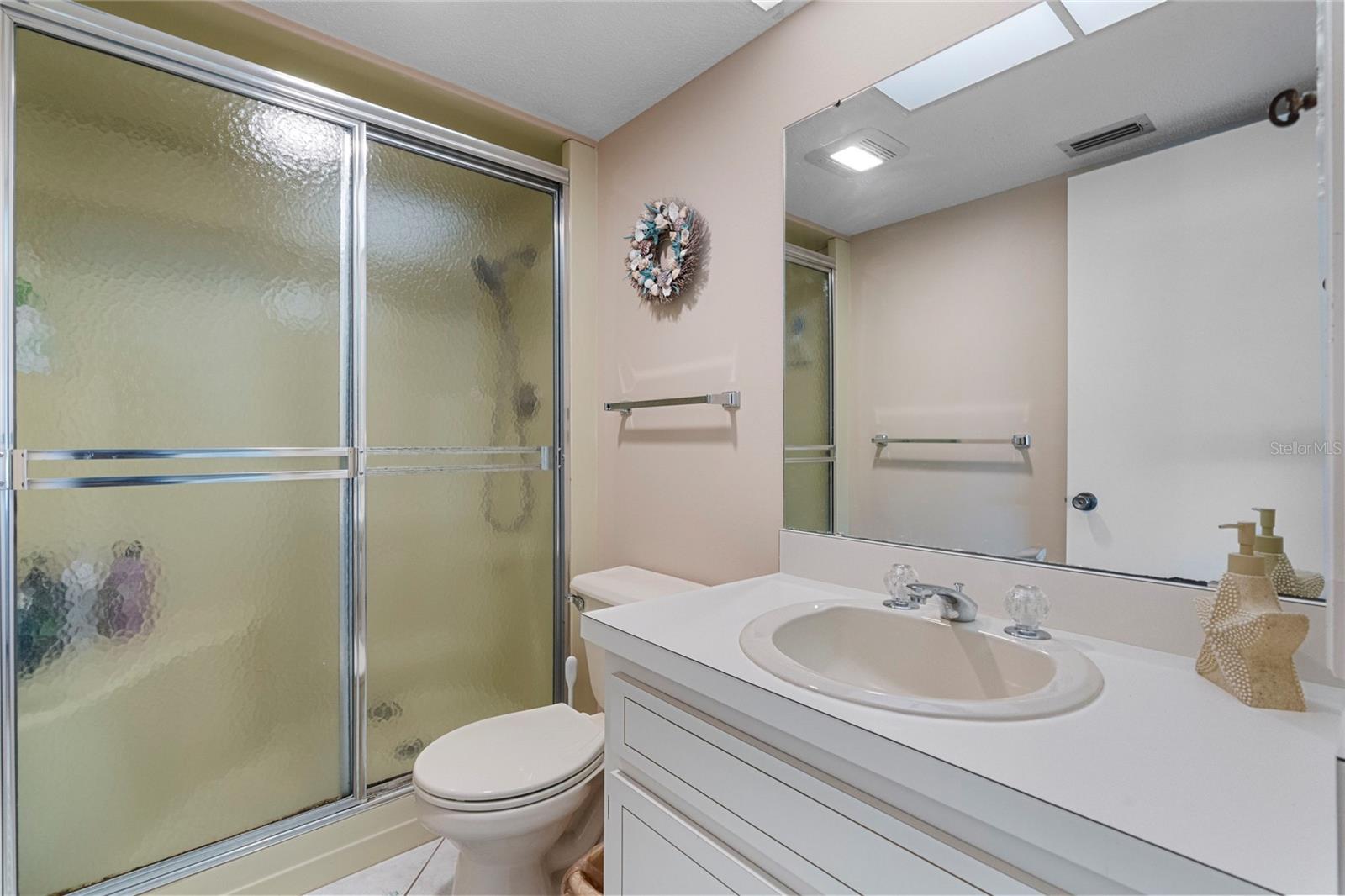 755 VILLAGE CIR #203, VENICE, FL, 34292