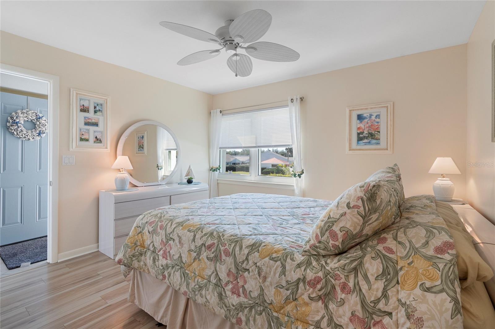 755 VILLAGE CIR #203, VENICE, FL, 34292