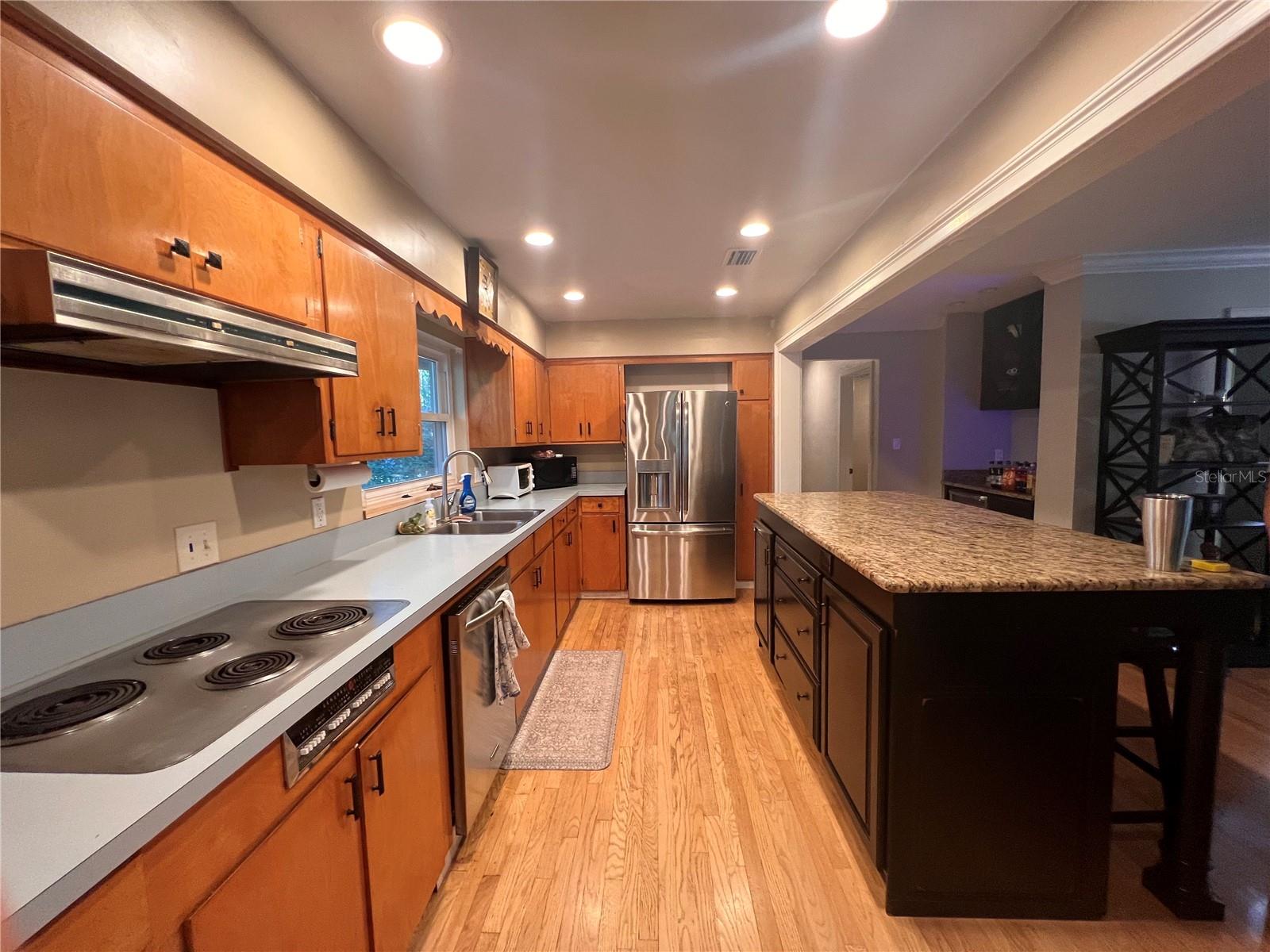 11 NW 32ND ST, GAINESVILLE, FL, 32607