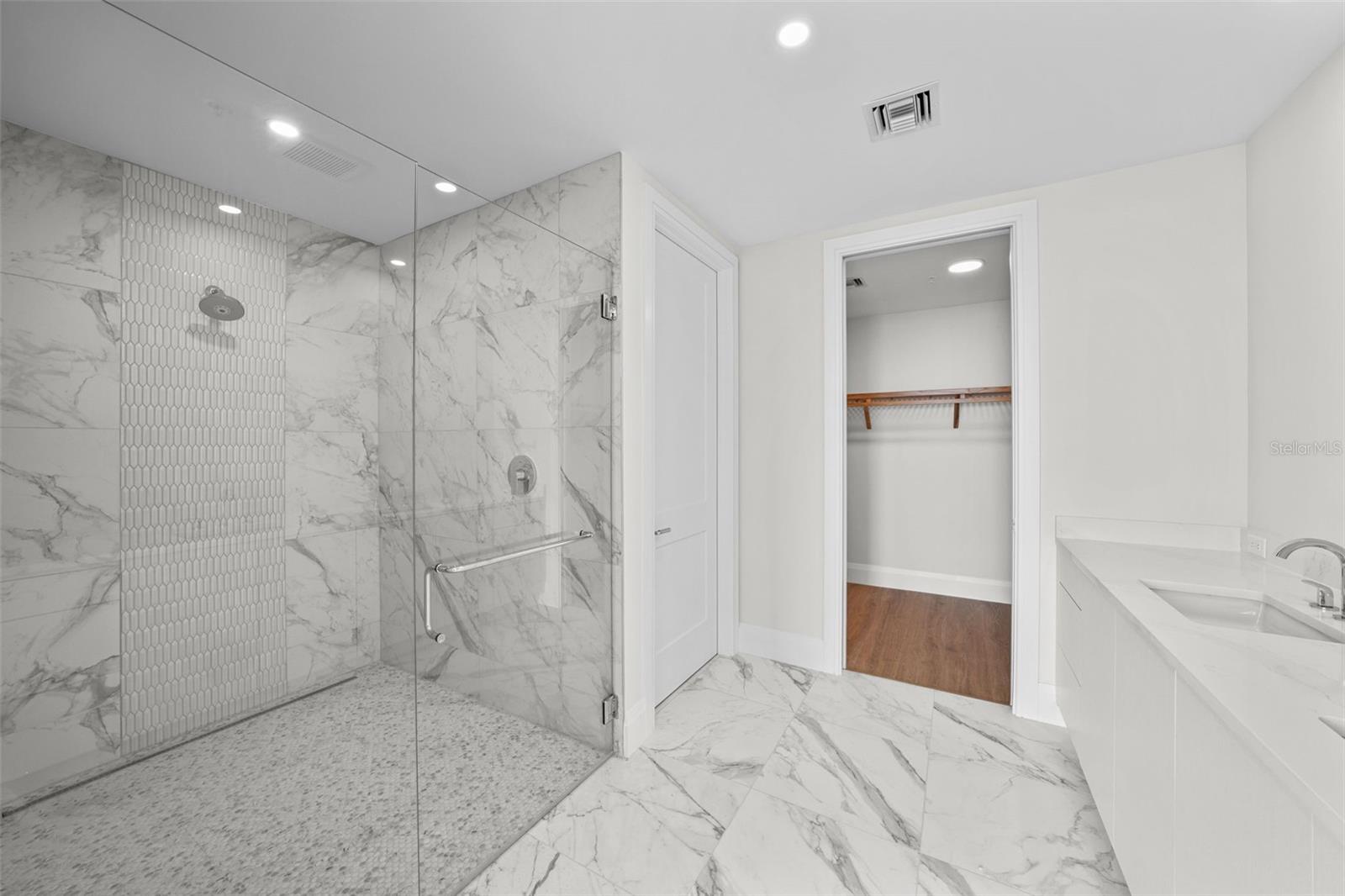 2910 W BARCELONA ST #2102, TAMPA, FL, 33629