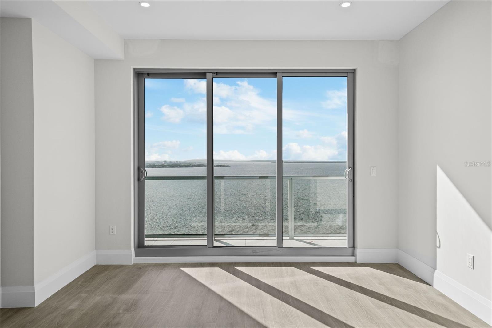 2910 W BARCELONA ST #2102, TAMPA, FL, 33629