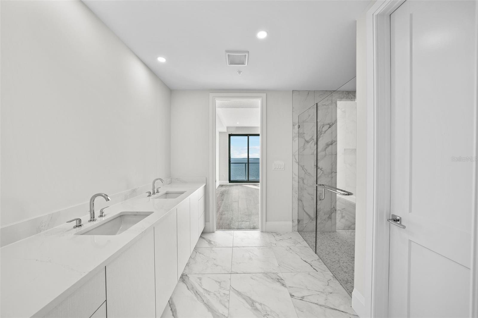 2910 W BARCELONA ST #2102, TAMPA, FL, 33629