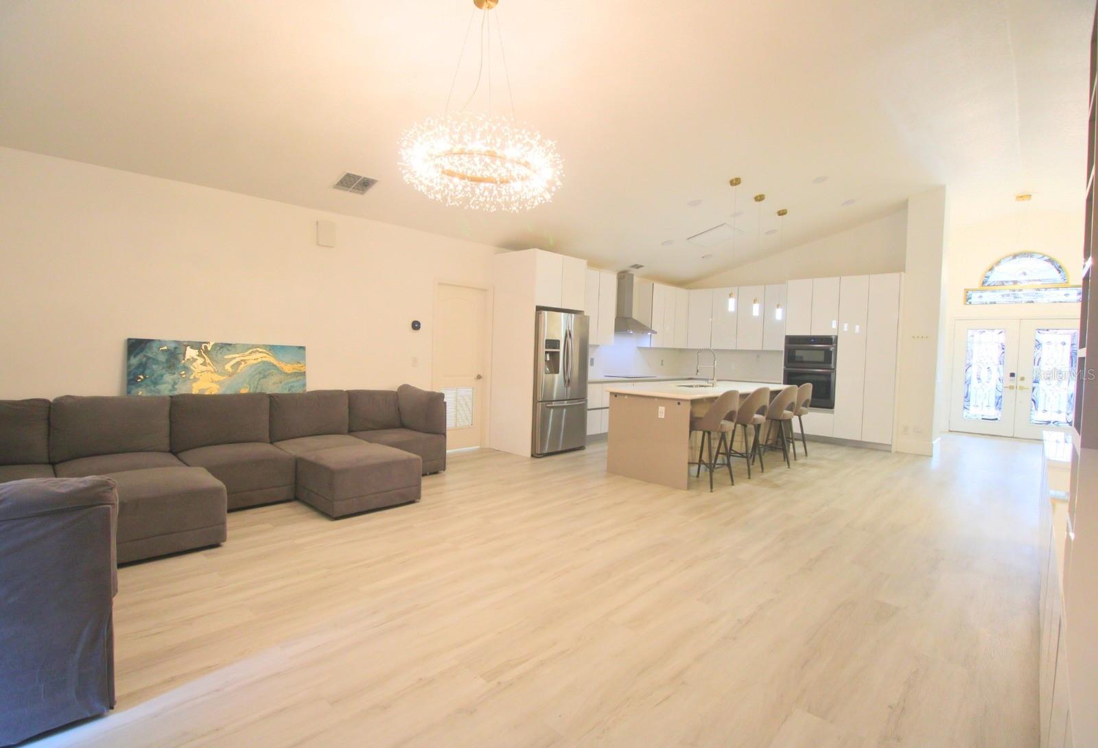 10001 NEWINGTON DR, ORLANDO, FL, 32836