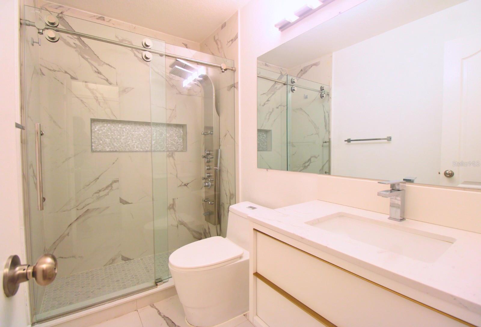 10001 NEWINGTON DR, ORLANDO, FL, 32836