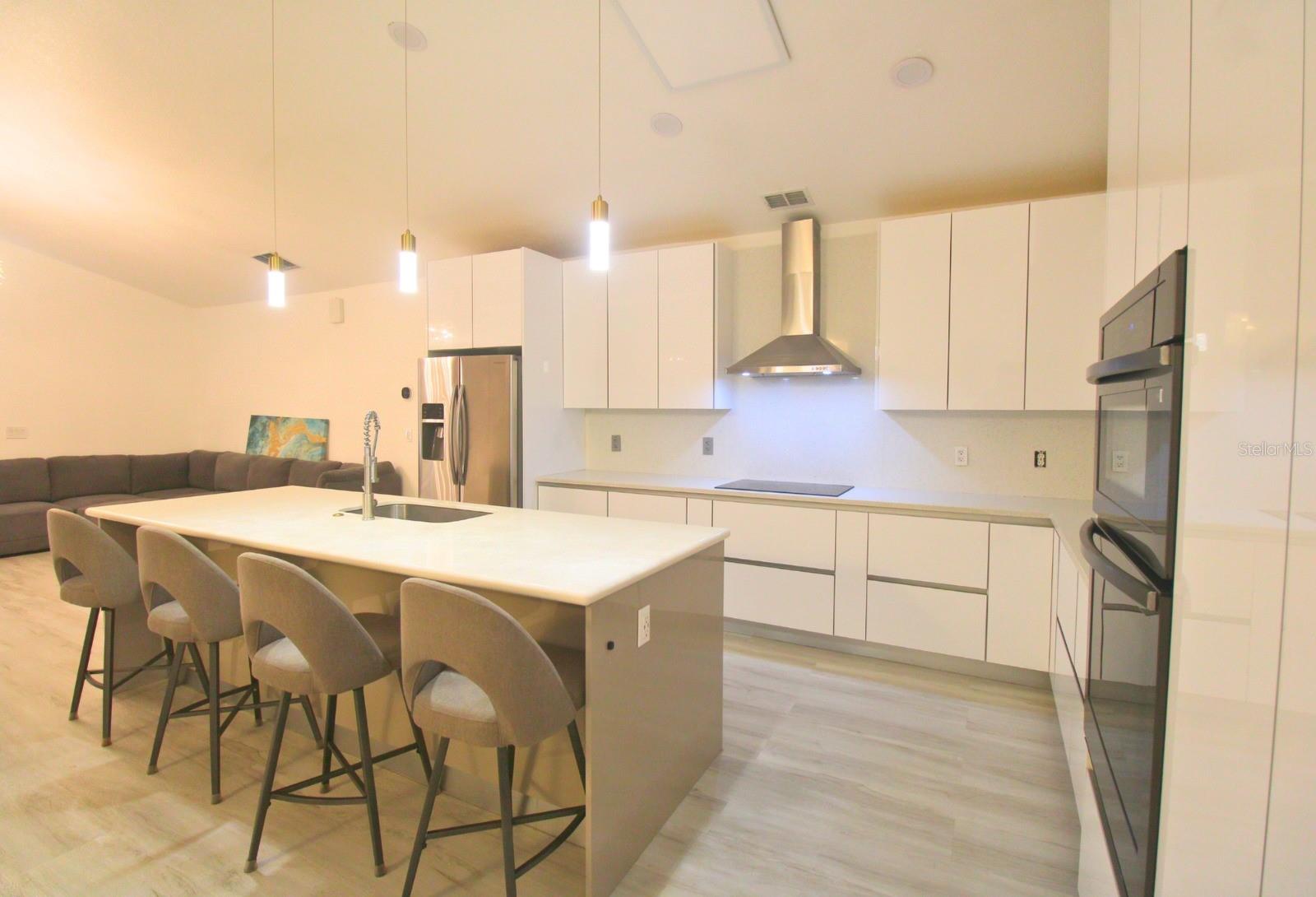 10001 NEWINGTON DR, ORLANDO, FL, 32836