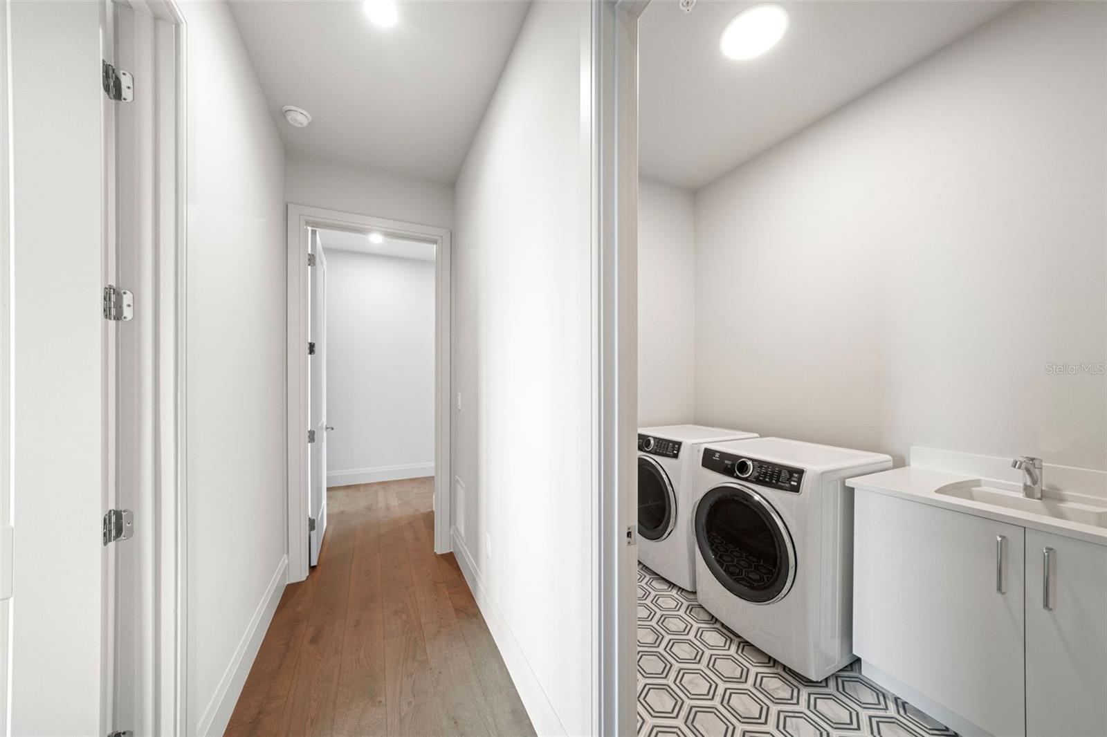 2910 W BARCELONA ST #PH-2302, TAMPA, FL, 33629