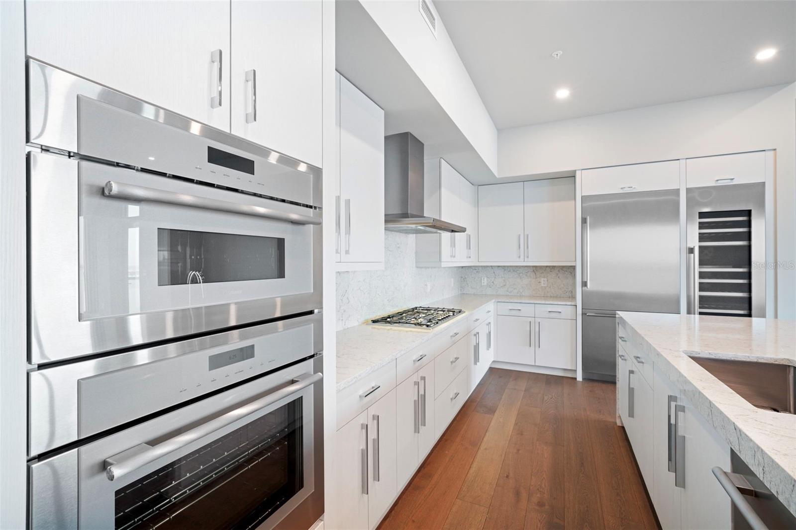 2910 W BARCELONA ST #PH-2302, TAMPA, FL, 33629