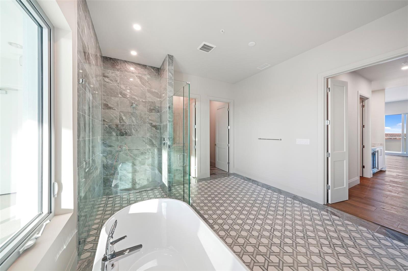 2910 W BARCELONA ST #PH-2302, TAMPA, FL, 33629