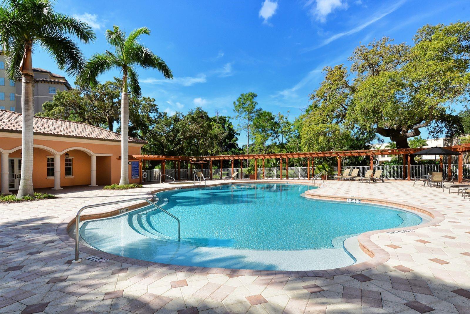 5531 CANNES CIR #802, SARASOTA, FL, 34231