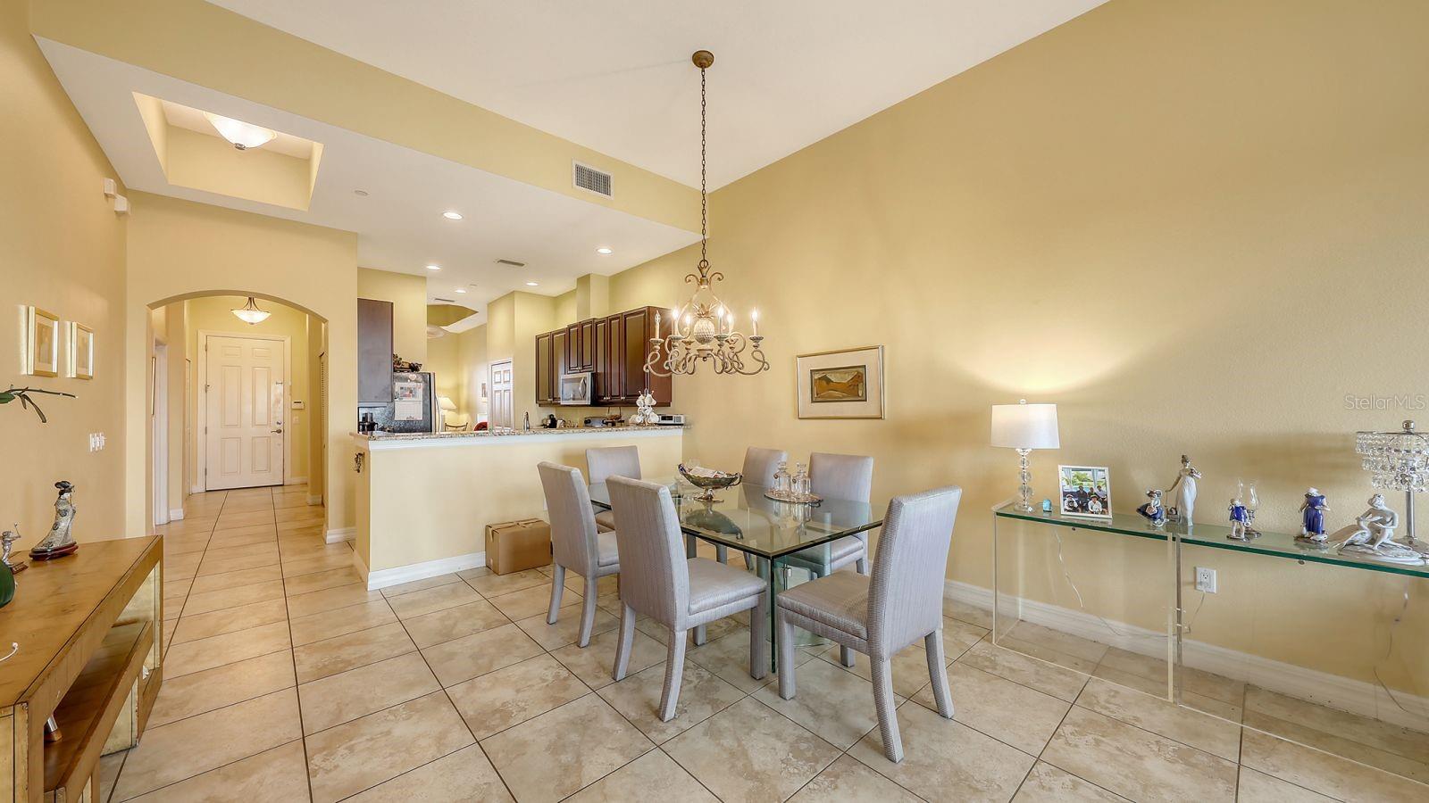 5531 CANNES CIR #802, SARASOTA, FL, 34231