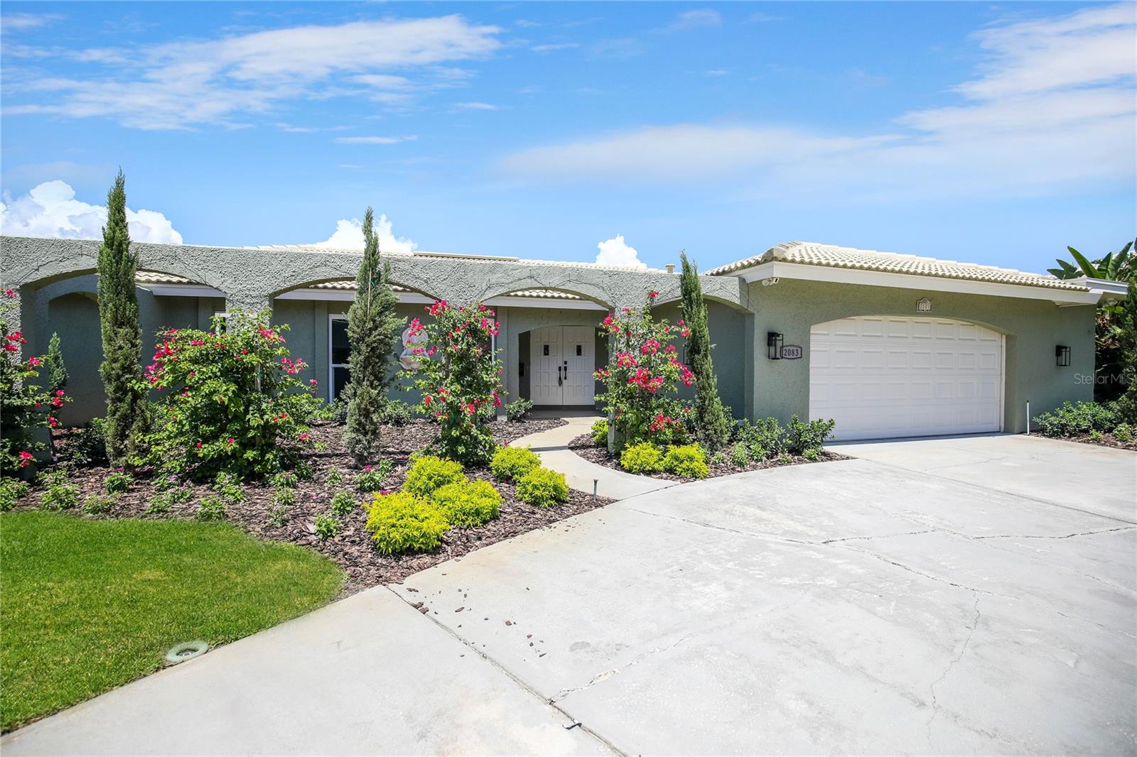 2083 HAWAII AVE NE, ST PETERSBURG, FL, 33703