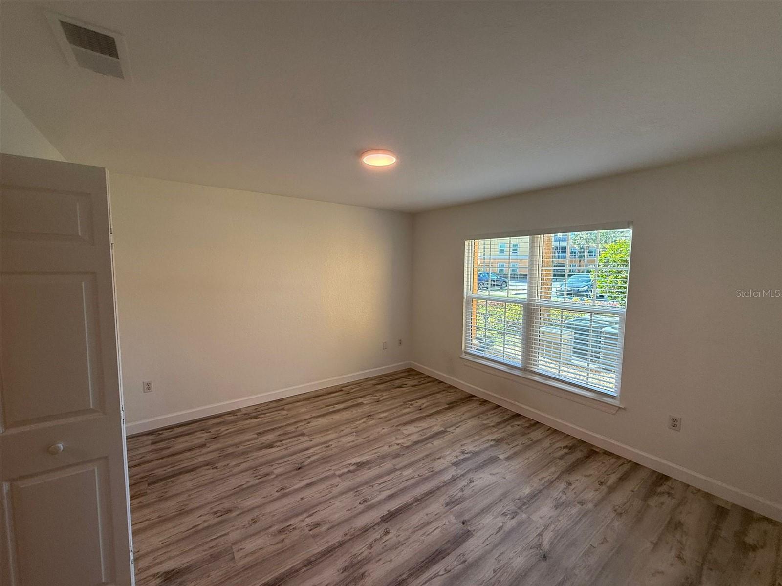 5447 VINELAND RD #1105, ORLANDO, FL, 32811